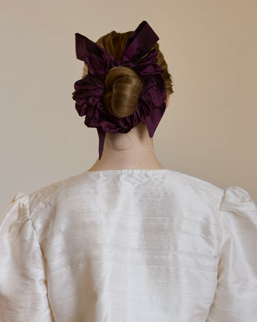 Laipich Bow Scrunchie - Pure Silk