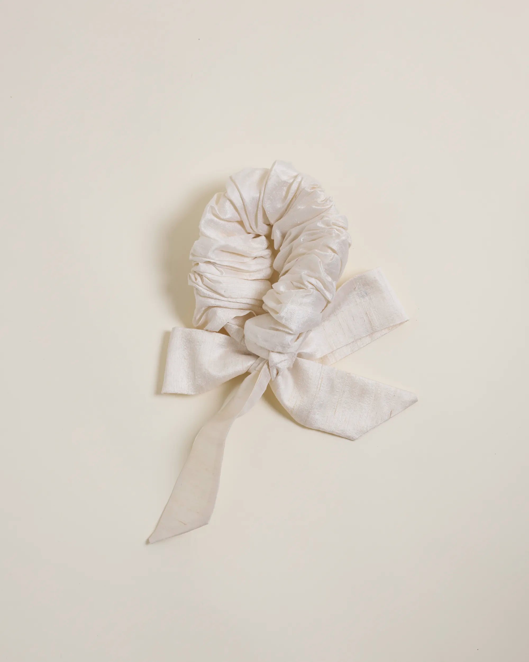 Laipich Bow Scrunchie - Pure Silk