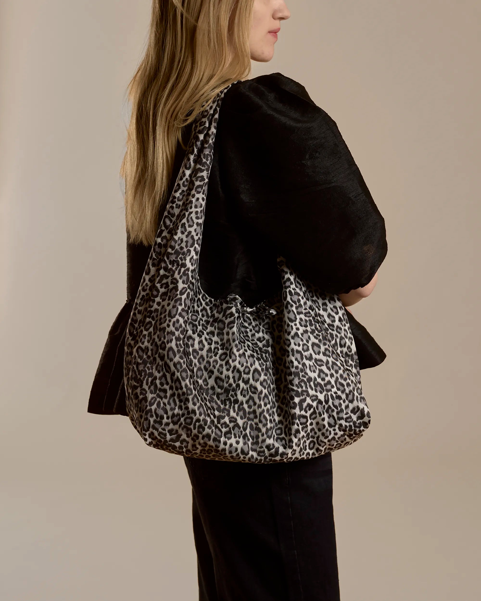 Raksmey Slouch Bag - Upcycled Polyester