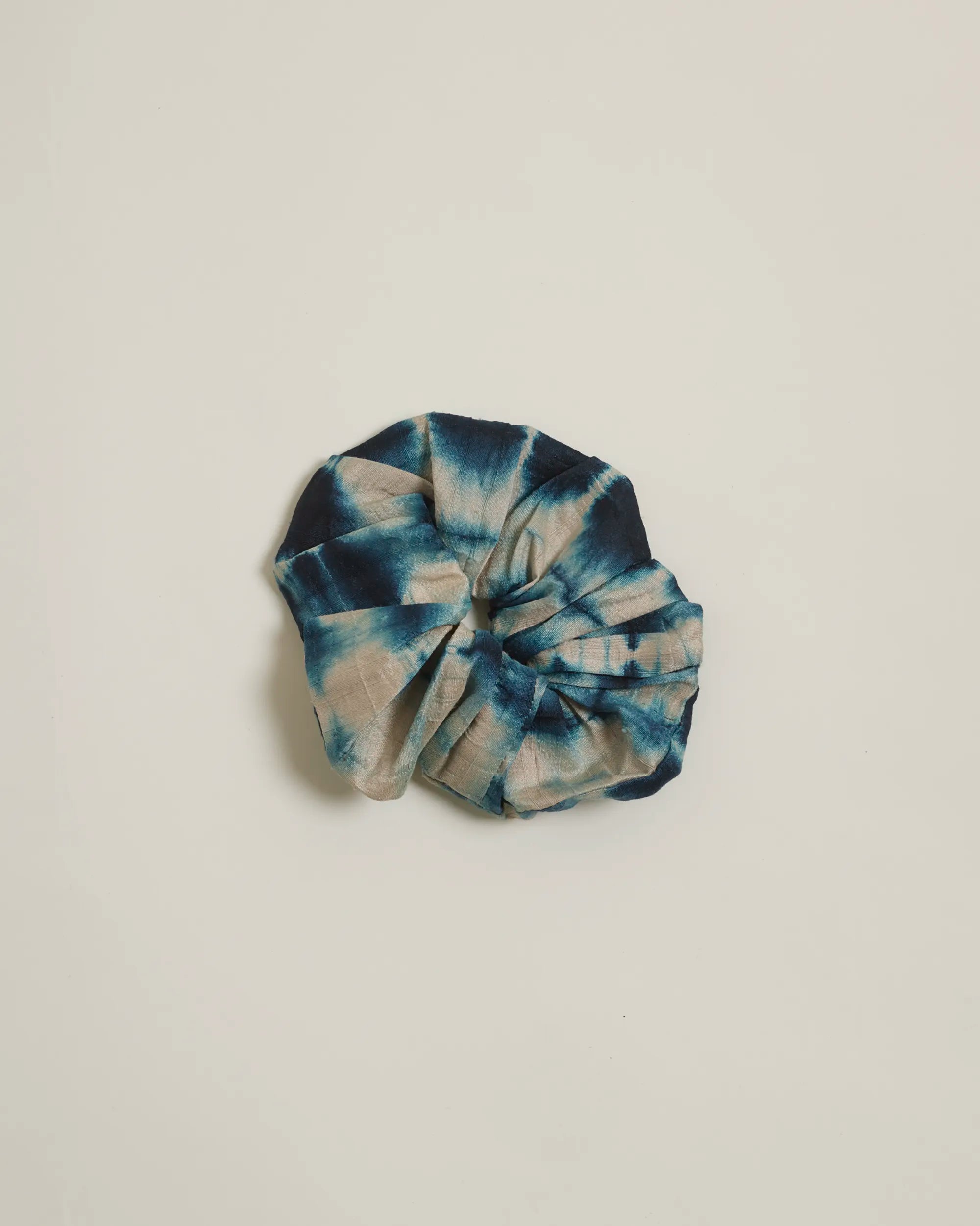 Saly Scrunchie - Pure Silk