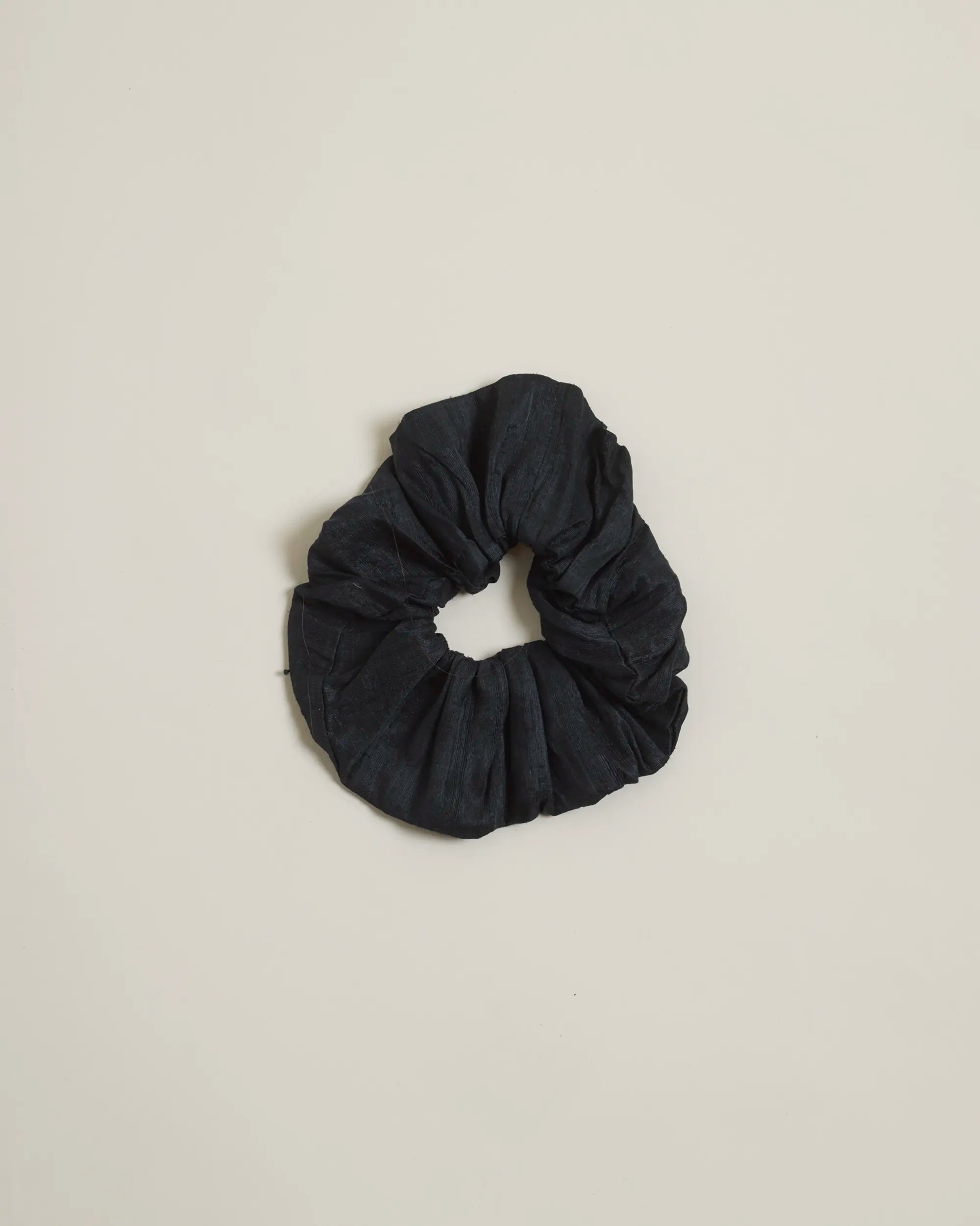 Saly Scrunchie - Pure Silk