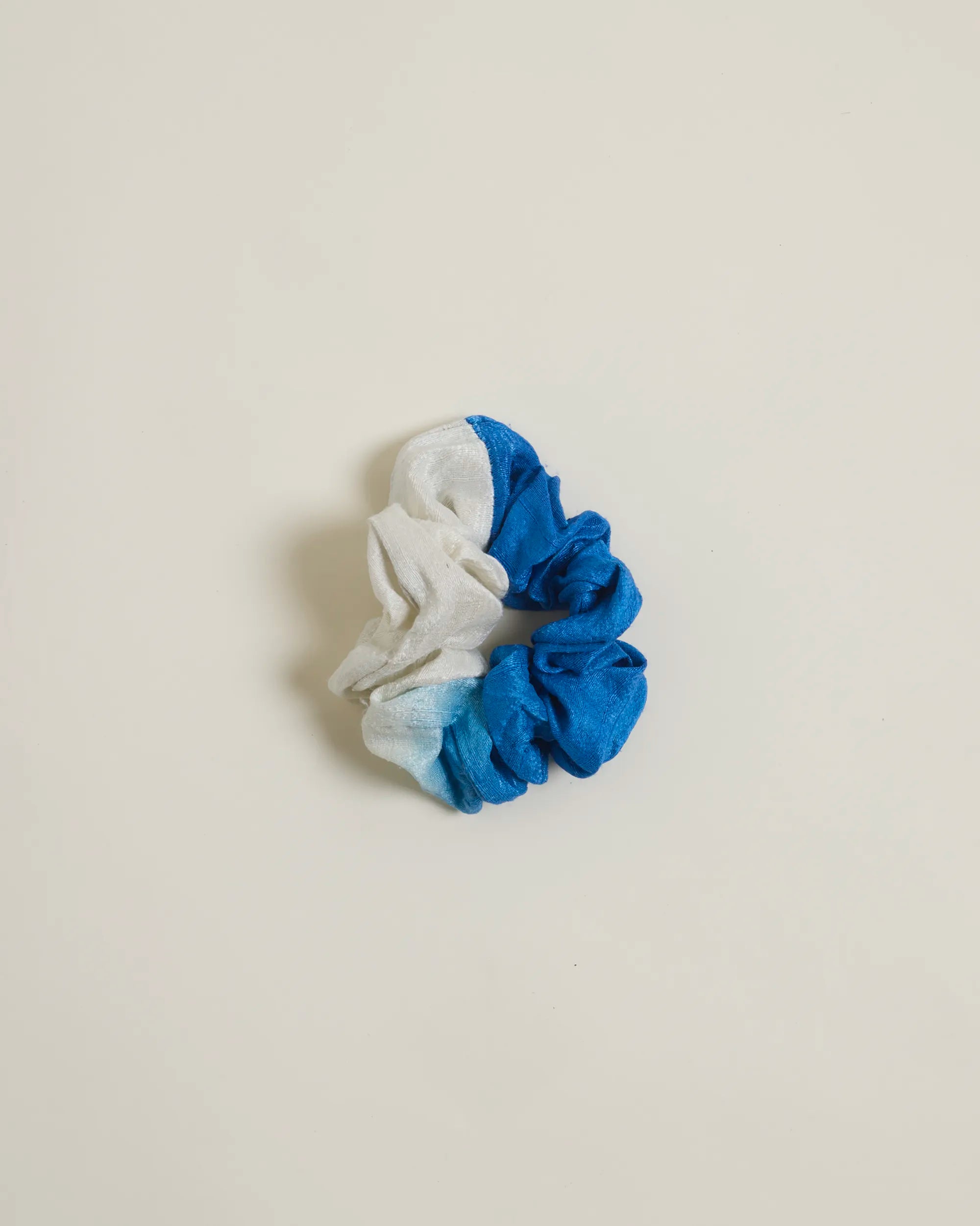 Saly Scrunchie - Pure Silk