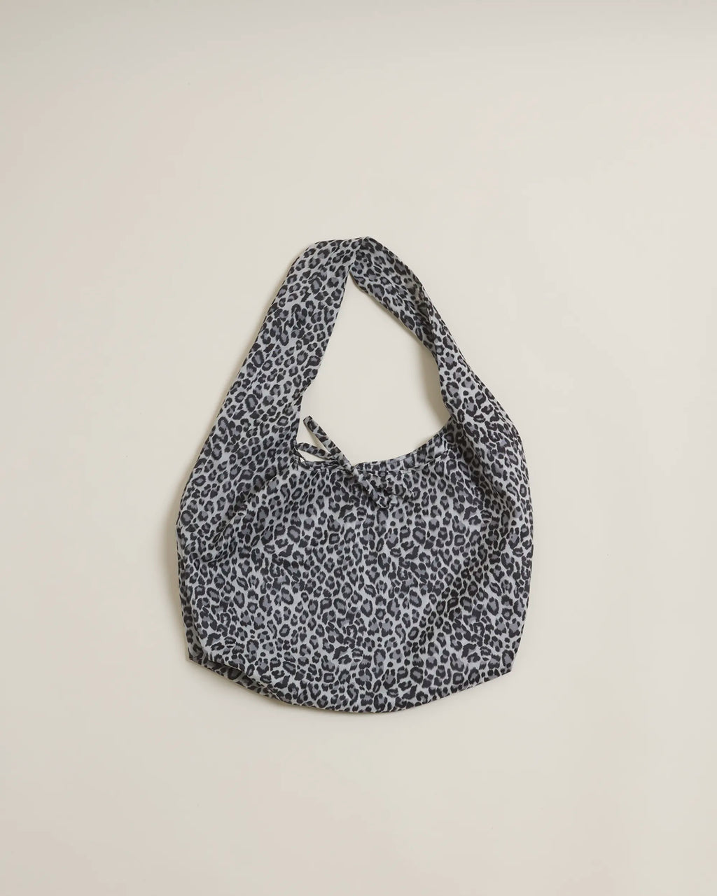 Raksmey Slouch Bag - Upcycled Polyester