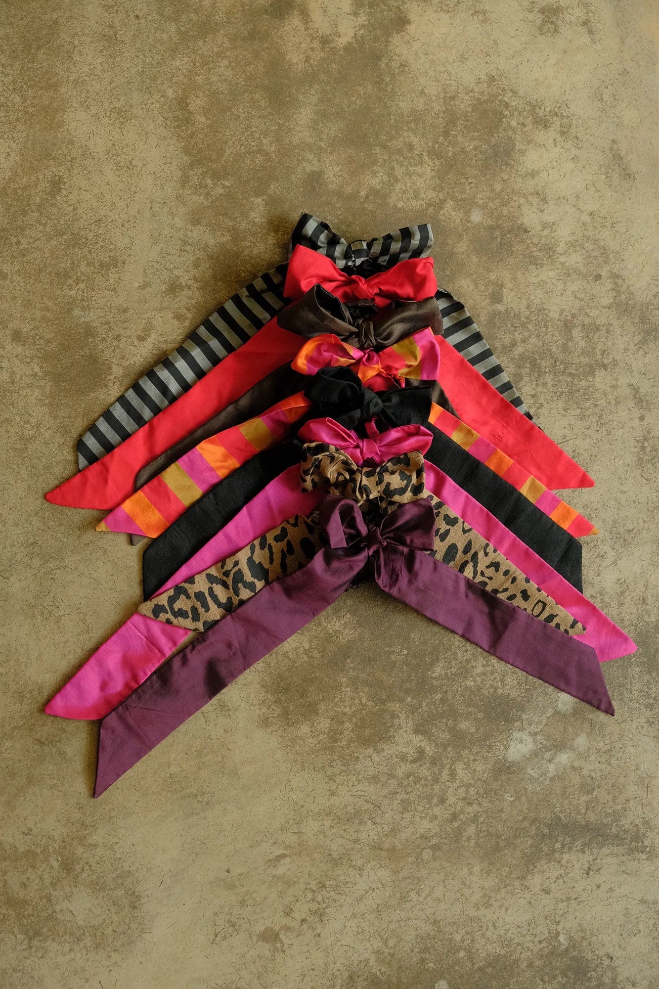 Kimleang Bow - Pure Silk