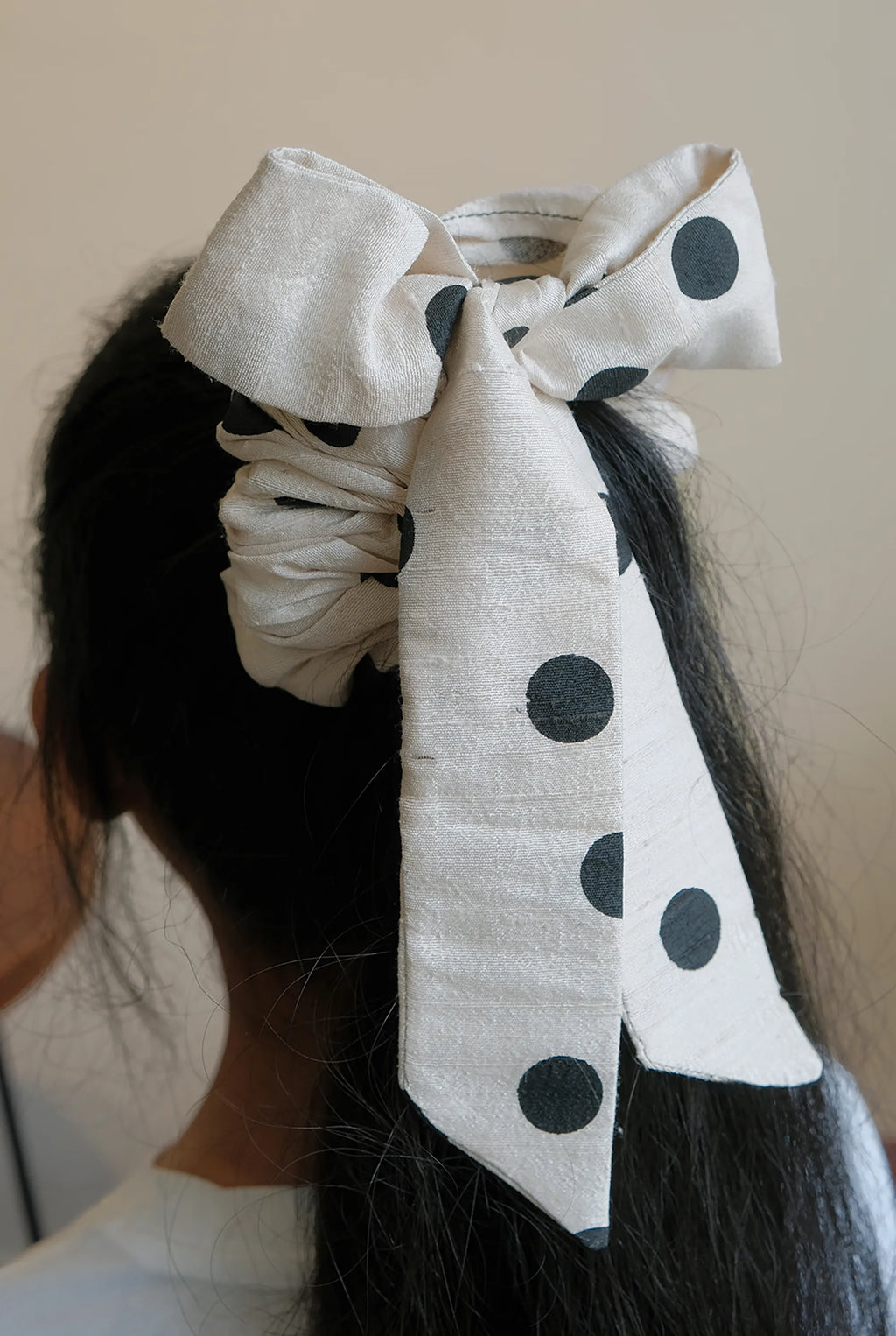 Laipich Bow Scrunchie - Pure Silk